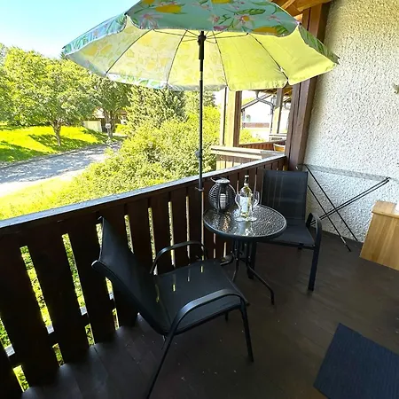 아파트 Gemuetliches Im Bayerwald Pool Sauna Netflix 즈위젤